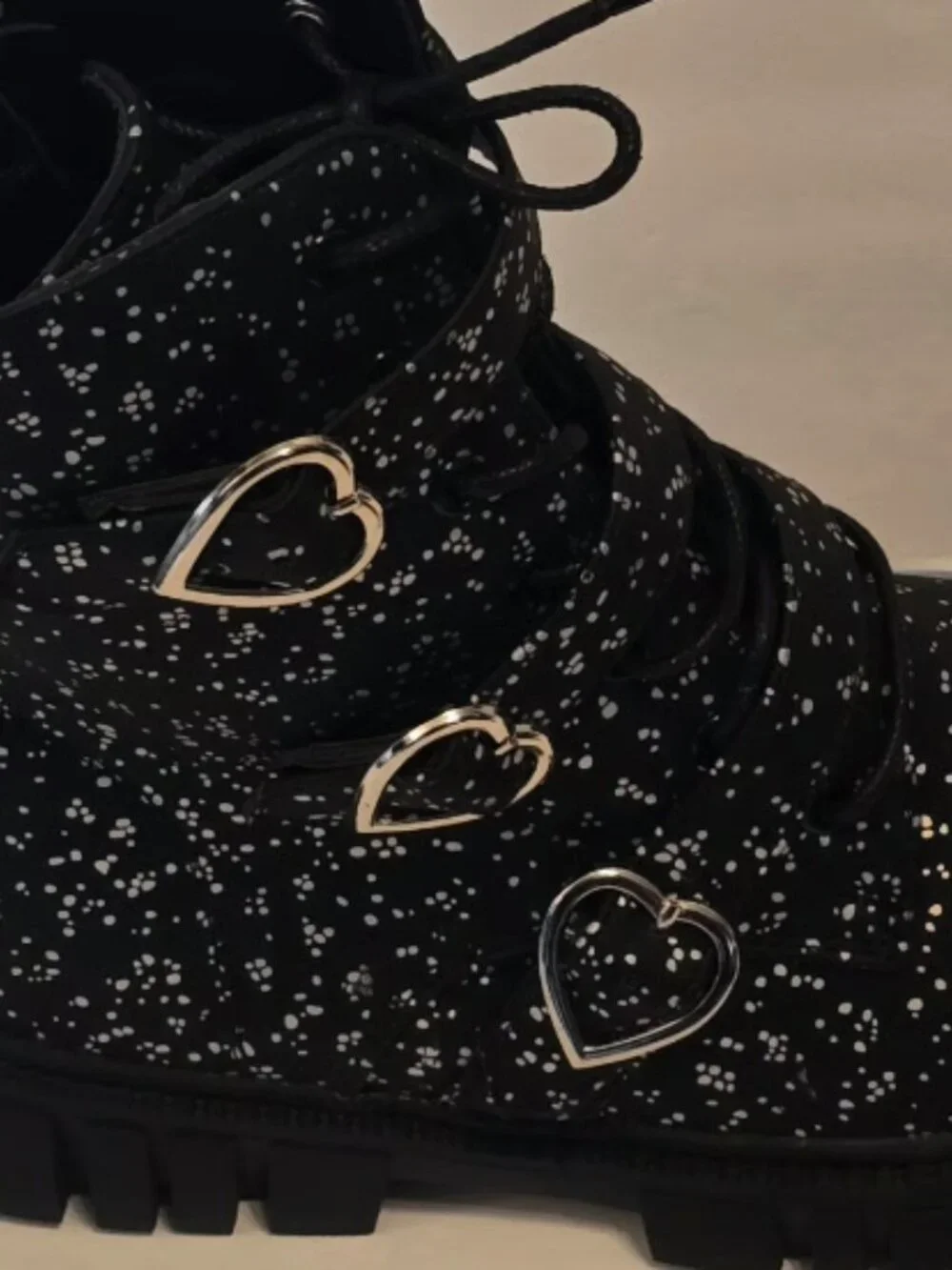 Olivia Miller Girl combat boots Splatter print with heart buckles. New - no box